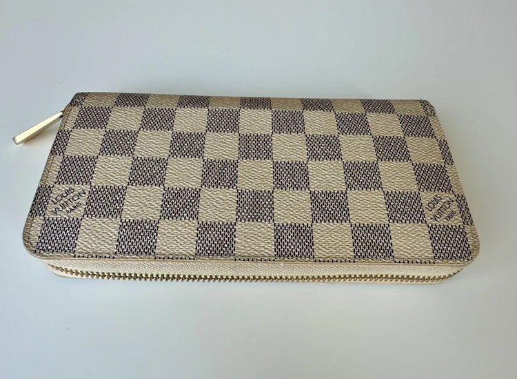 Louis Vuitton Damier Azur Zippy Wallet