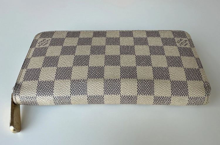 Louis Vuitton Damier Azur Zippy Wallet