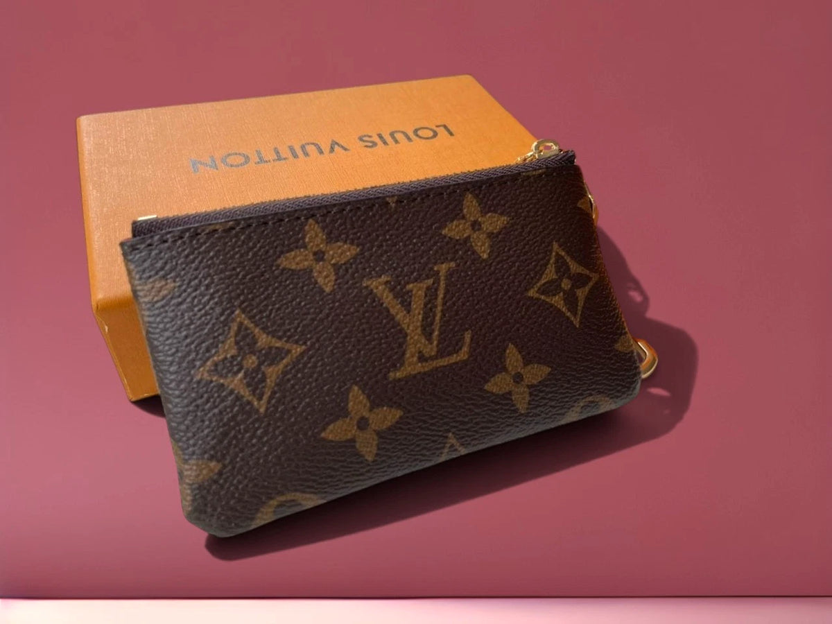 Louis Vuitton Monogram Pochette Clés Key Pouch