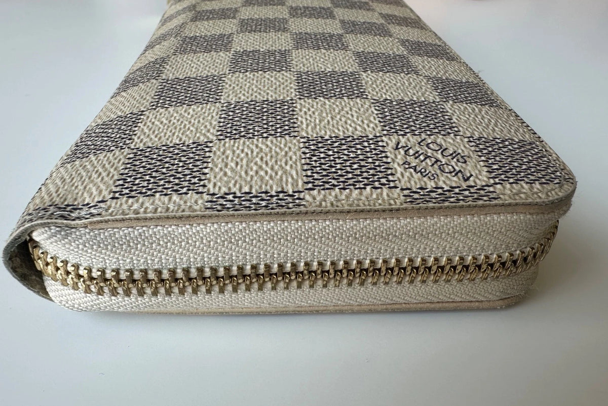 Louis Vuitton Damier Azur Zippy Wallet