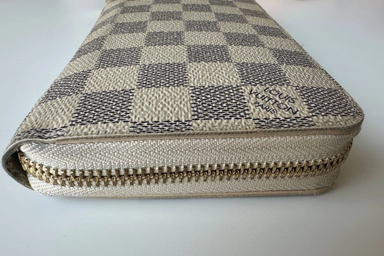 Louis Vuitton Damier Azur Zippy Wallet