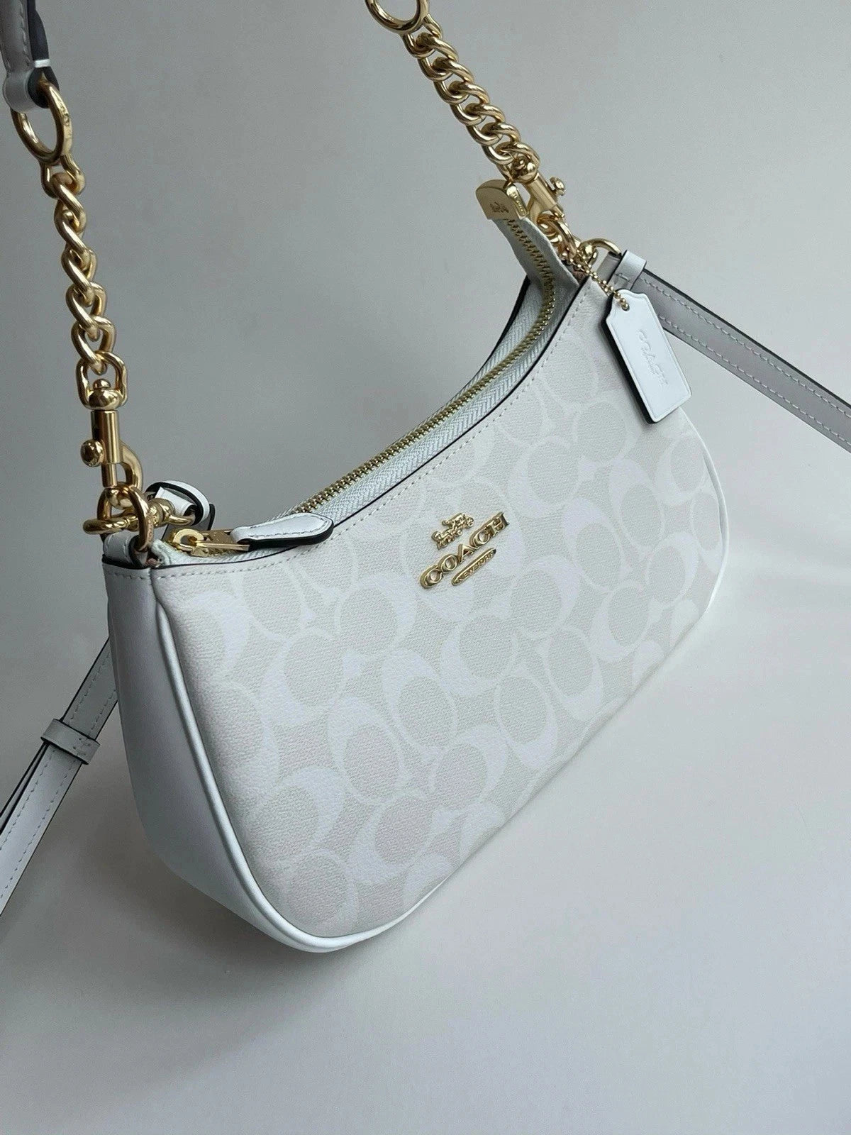 COACH Teri 2-Way Shoulder Bag – White Signature Canvas CA548