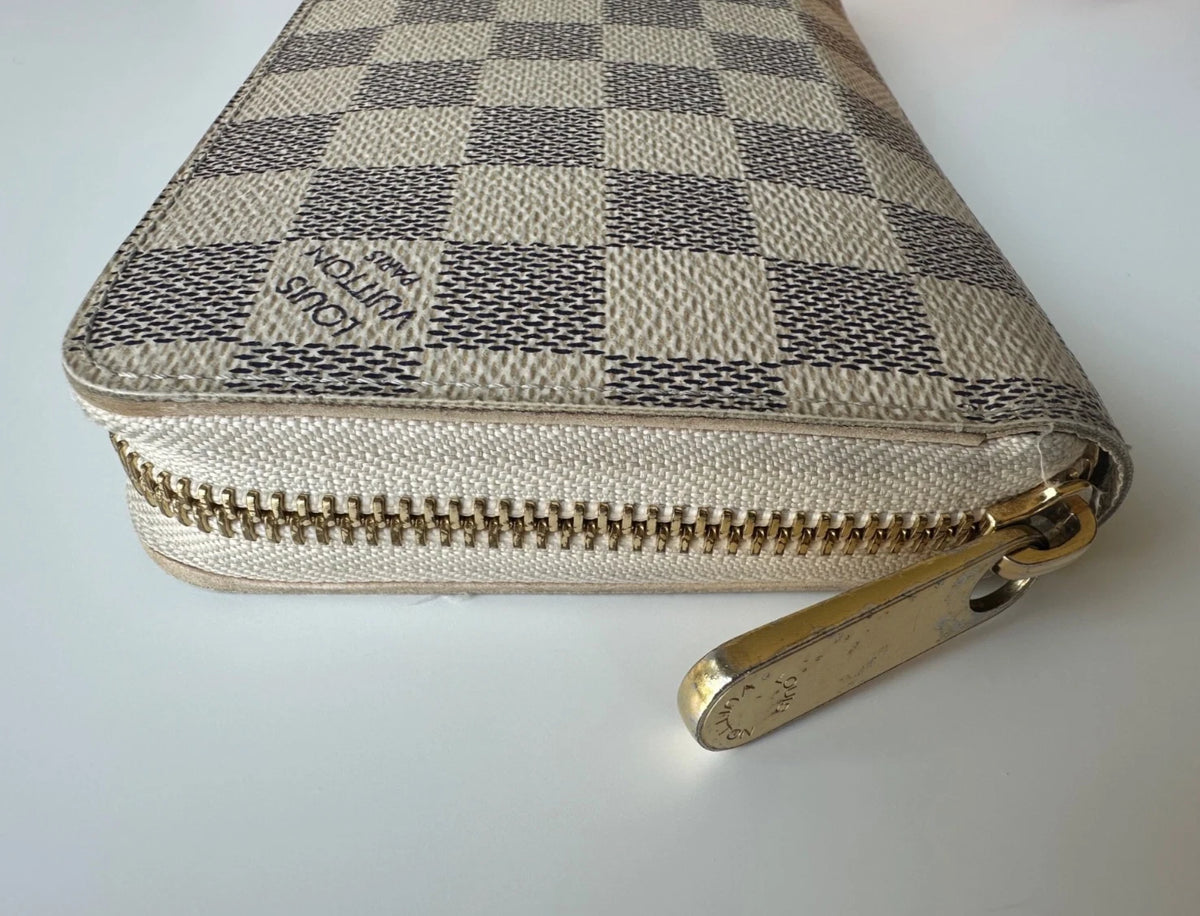 Louis Vuitton Damier Azur Zippy Wallet